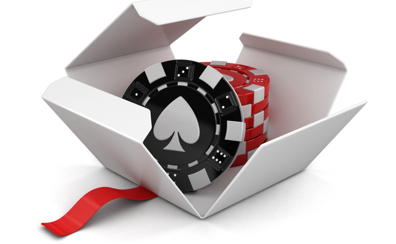 Casino Floating Locket Necklace-vegas-gambling-poker-gift Idea