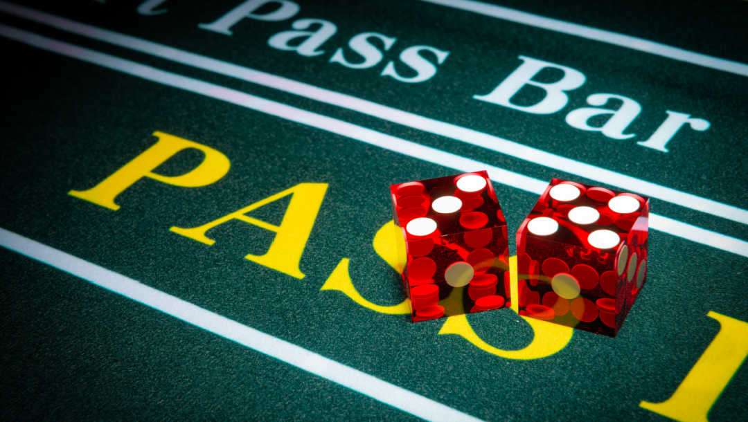 What Is Crapless Craps? – BetMGM