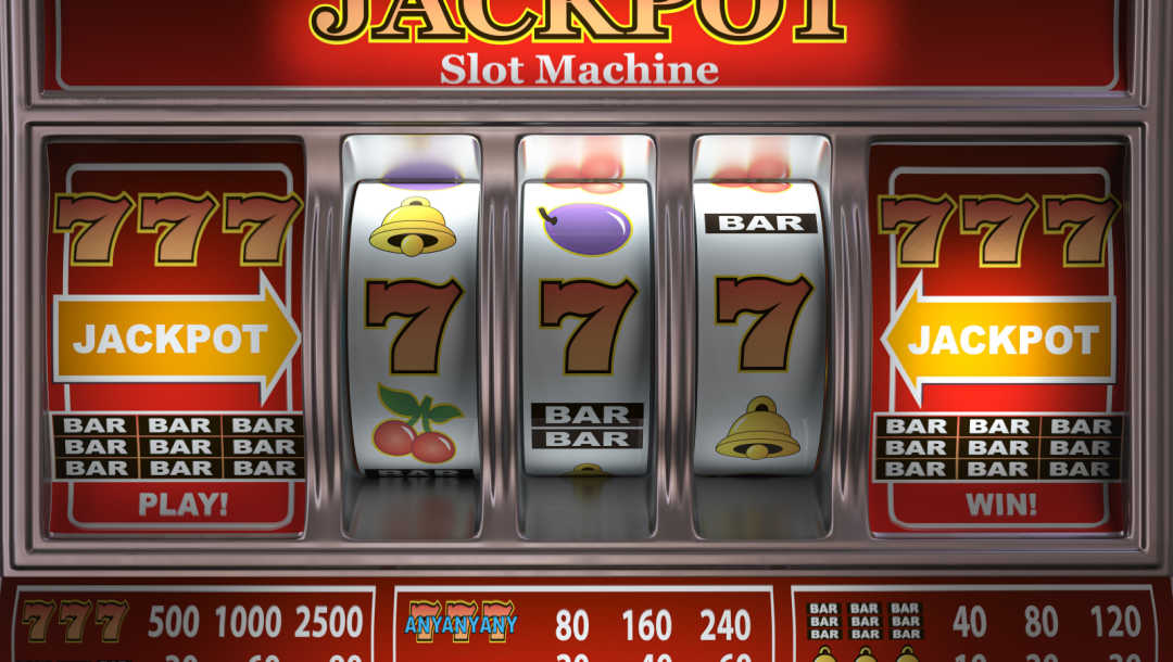 A slot machine with the jackpot signs pointing towards 777